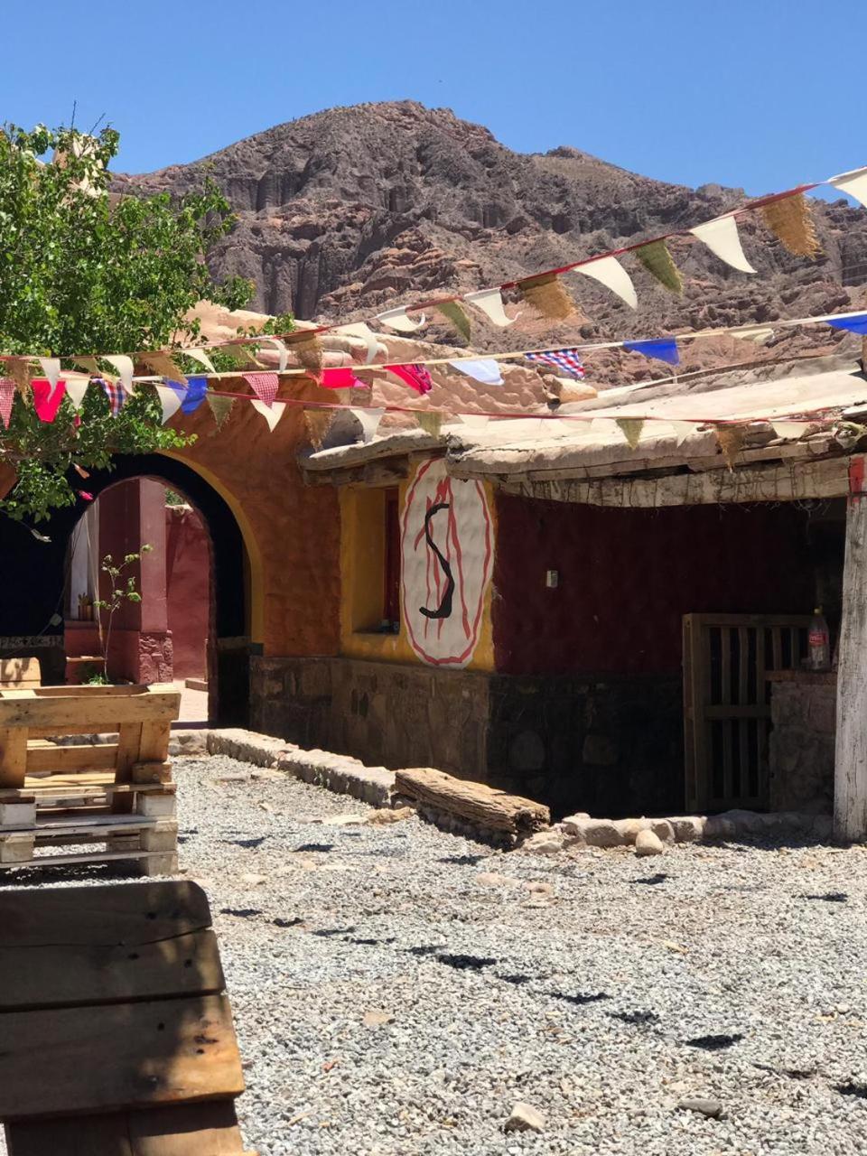 El Farolito Hostel Tilcara Kültér fotó